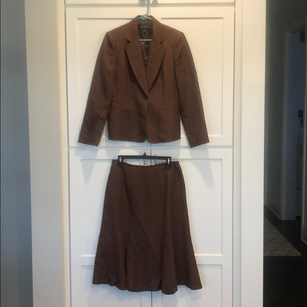 Kasper women’s suit size 8.